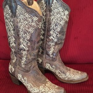 Ladies boots